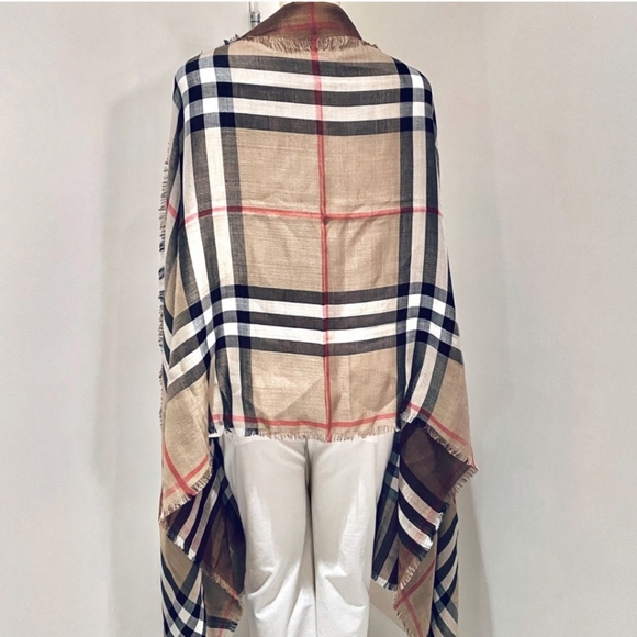 Burberry Check Lightweight Wool Silk Scarf - Picture 12 of 12